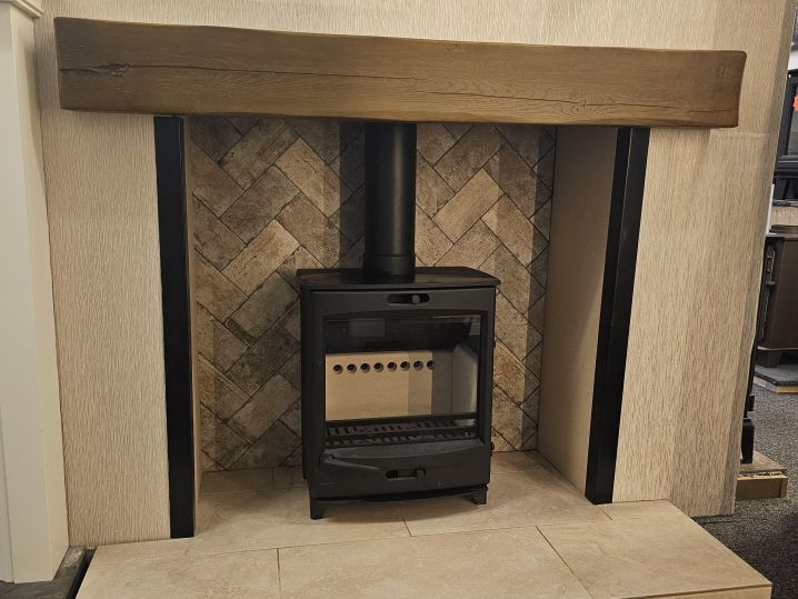 Ex-Display Stove, hearth, rear chamber board, beam, Was £2316 NOW £1299